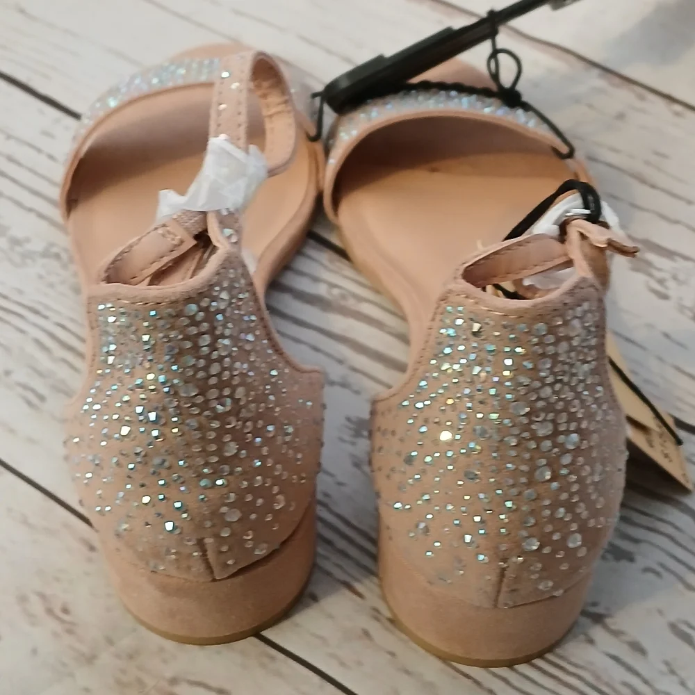 Madden NYC Little Girls Faux Suede Dress Sandals Neutral With Glittery Studs 13